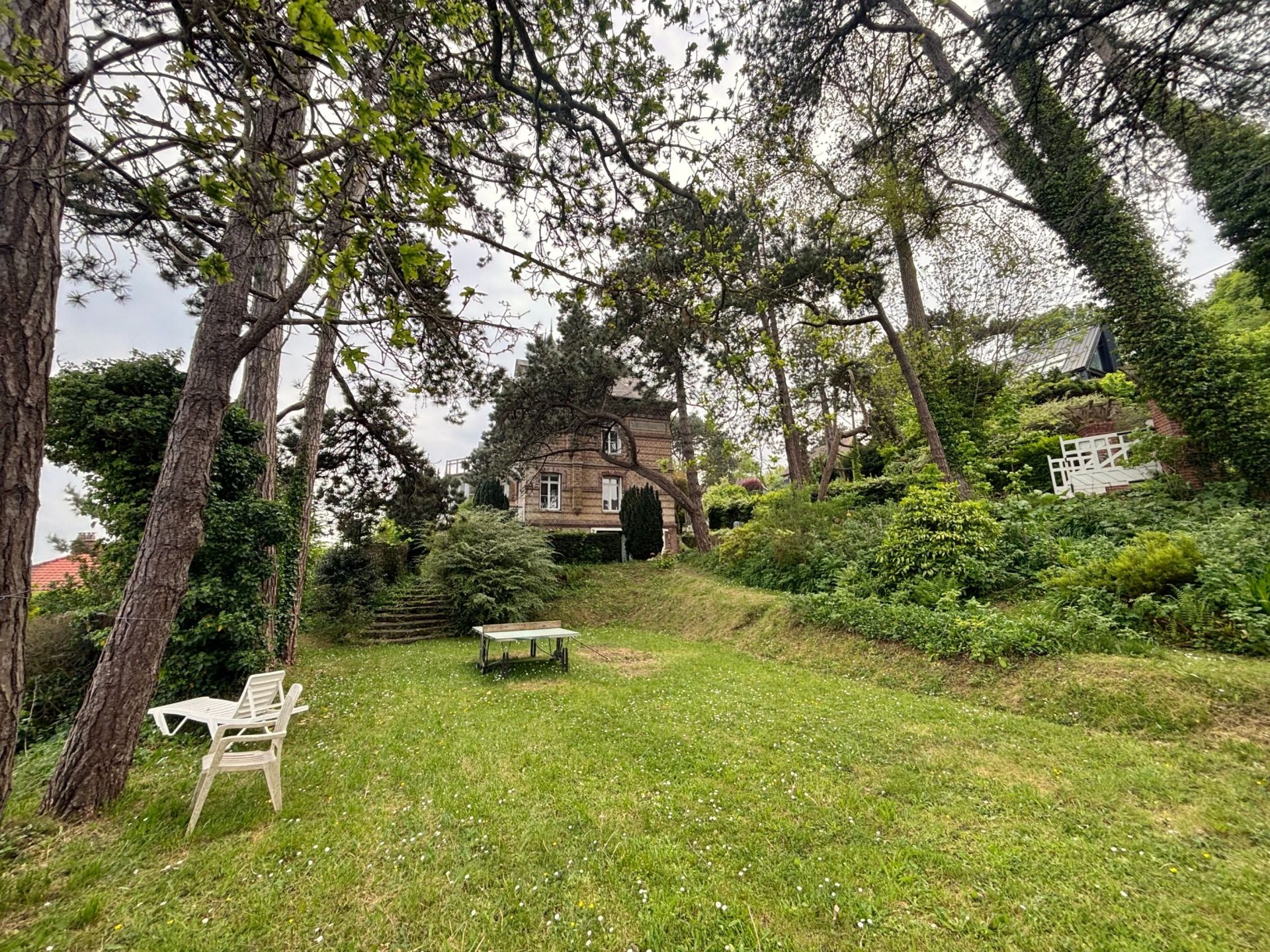 maison 15 Pièces en vente sur HAUTOT SUR MER (76550)