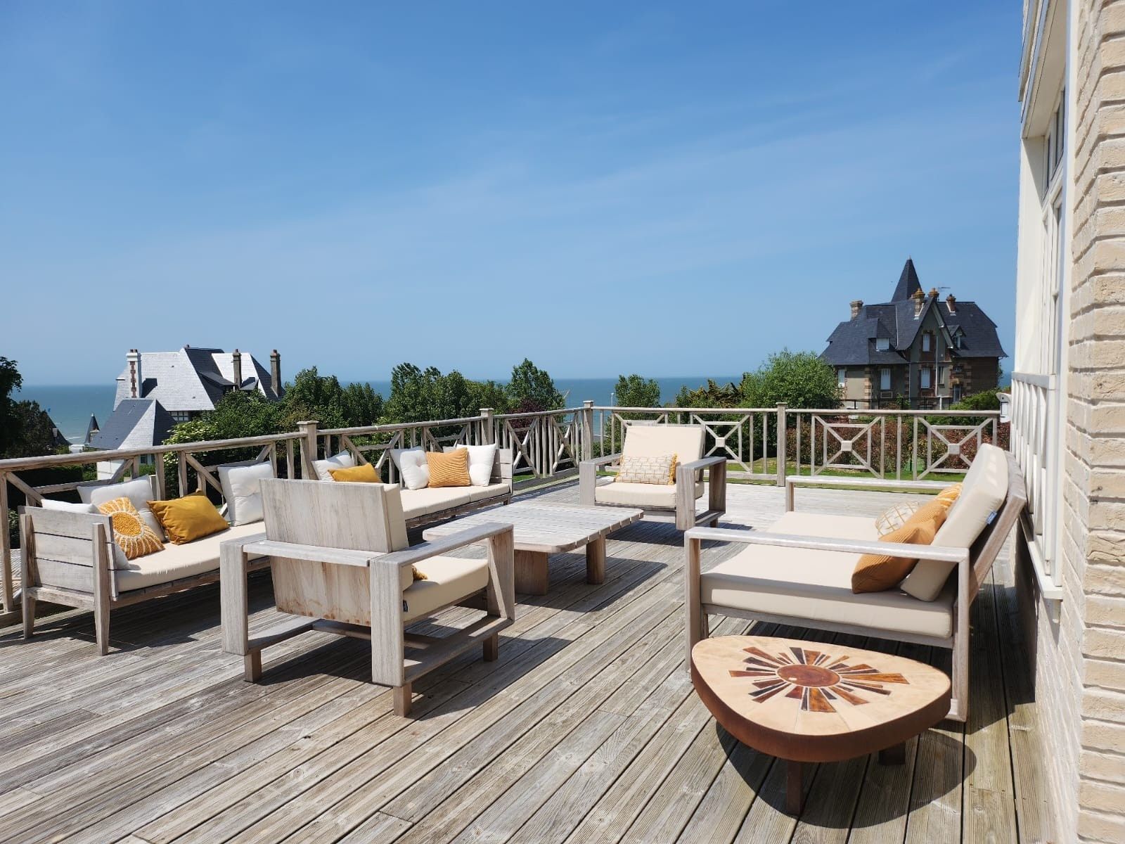 maison 8 Pièces en location saisonnière sur BENERVILLE SUR MER (14910)