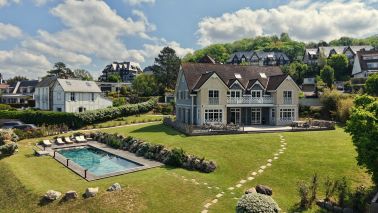 maison 8 Pièces en location saisonnière sur BENERVILLE SUR MER (14910)