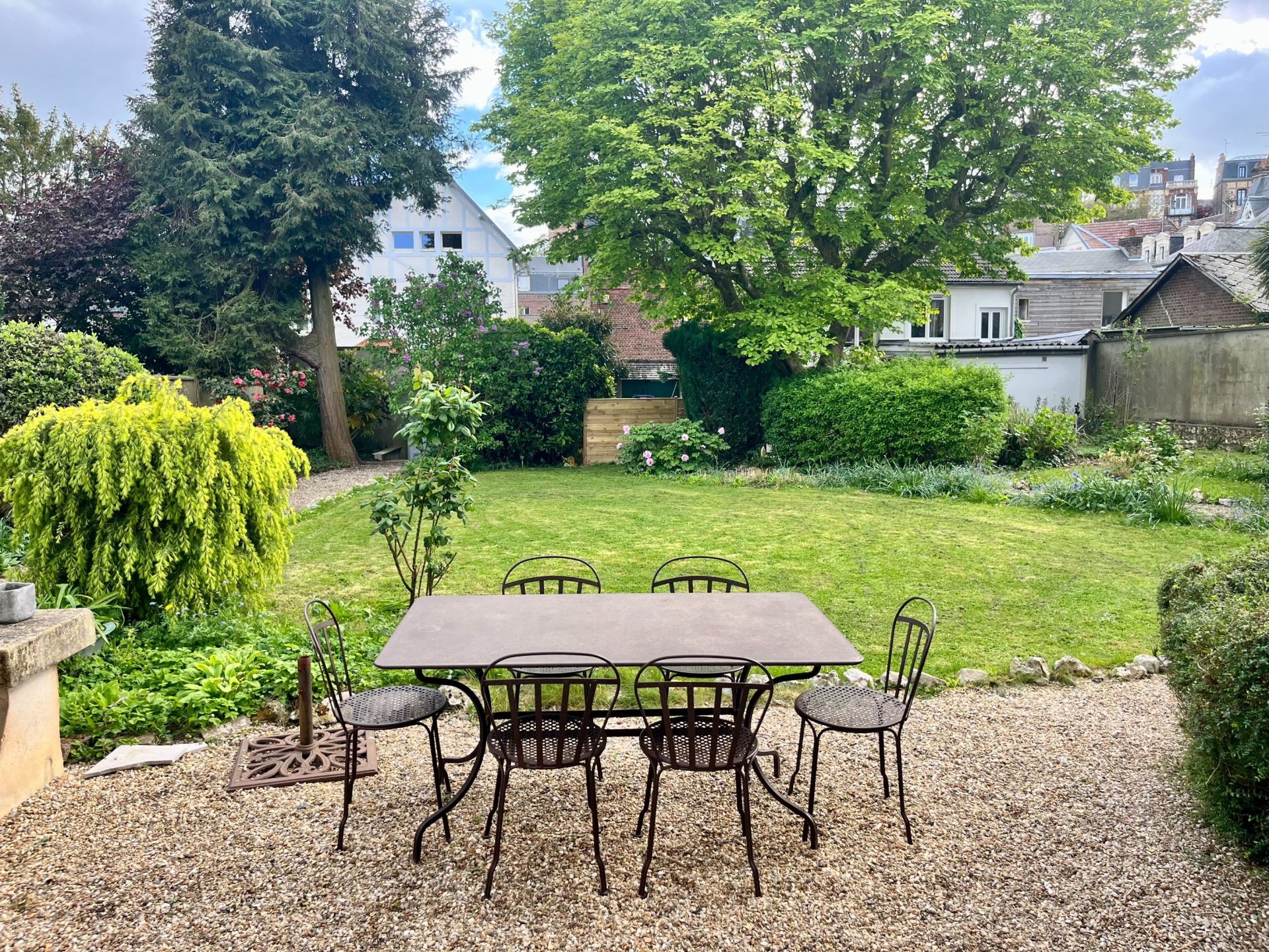maison 8 Pièces en vente sur MONT ST AIGNAN (76130)