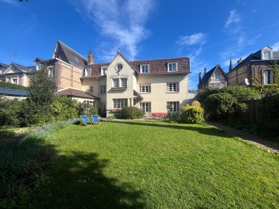 Vente Maison Mont-Saint-Aignan 8&nbsp;Pièces 217&nbsp;m²