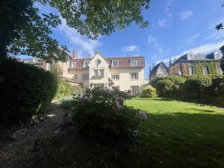 maison 8 Pièces en vente sur MONT ST AIGNAN (76130)
