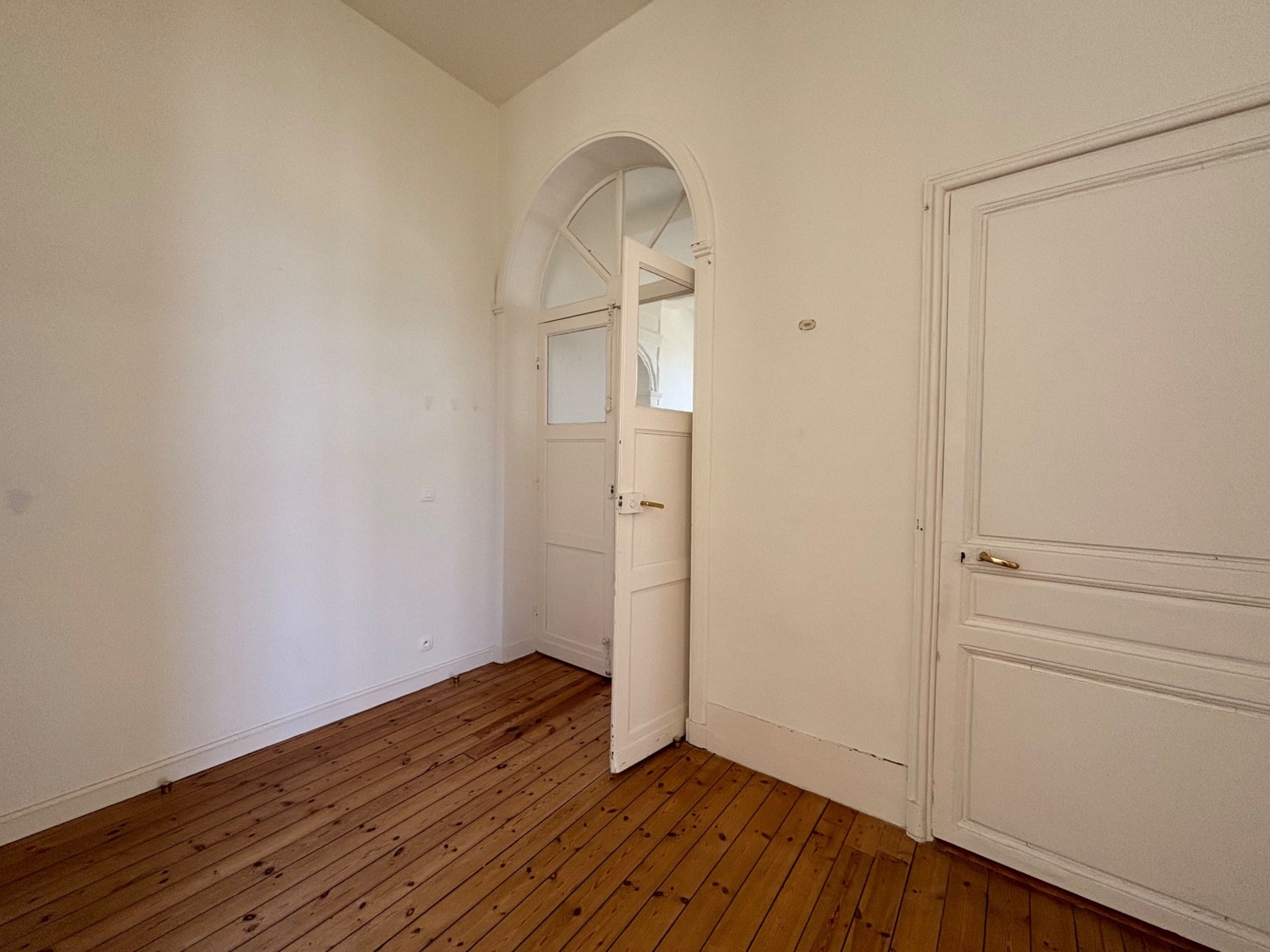 apartment 5 Rooms for sale on BAYEUX (14400)
