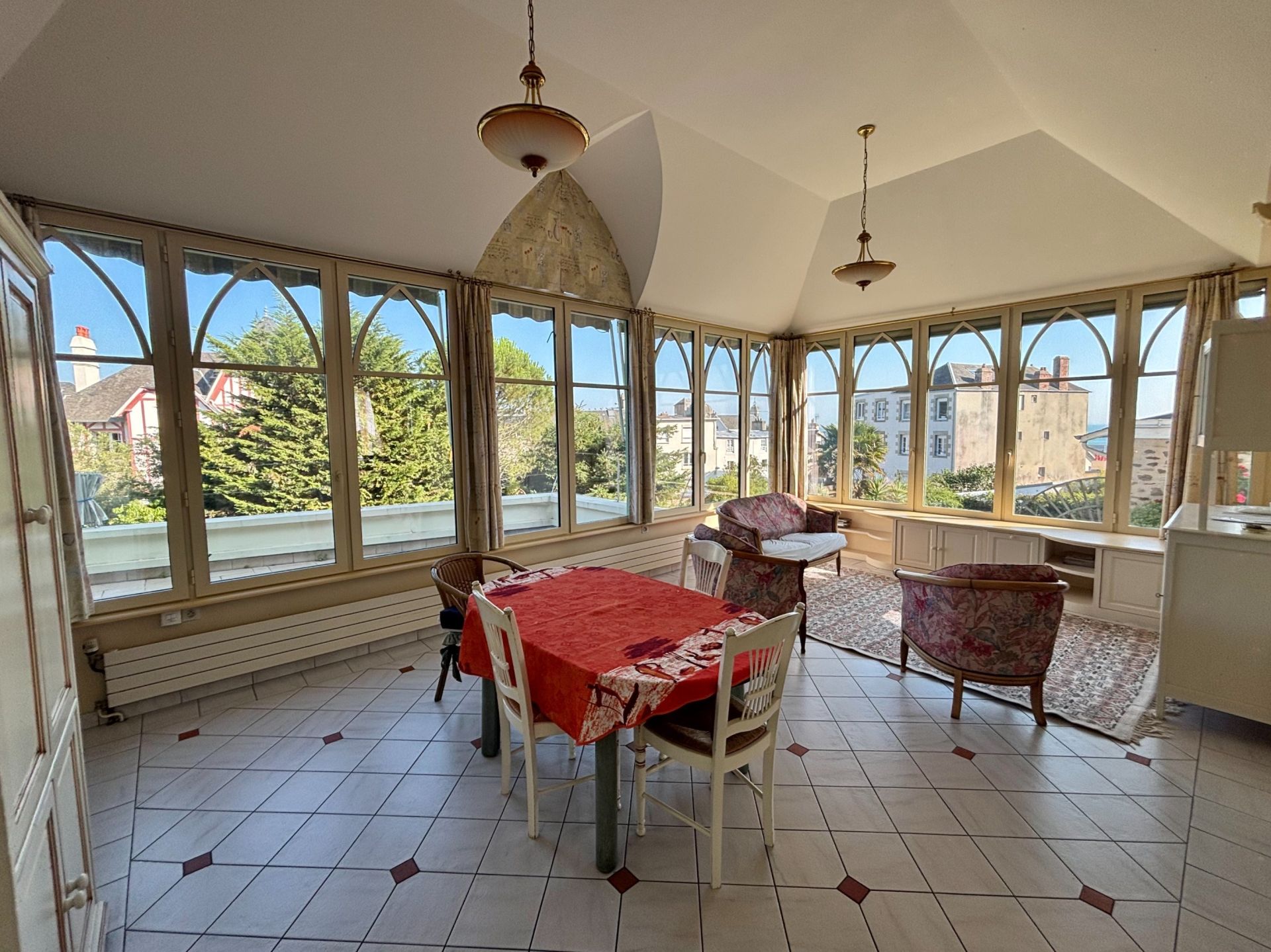 house 8 Rooms for sale on GRANVILLE (50400)