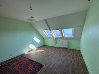 house 8 Rooms for sale on GRANVILLE (50400)