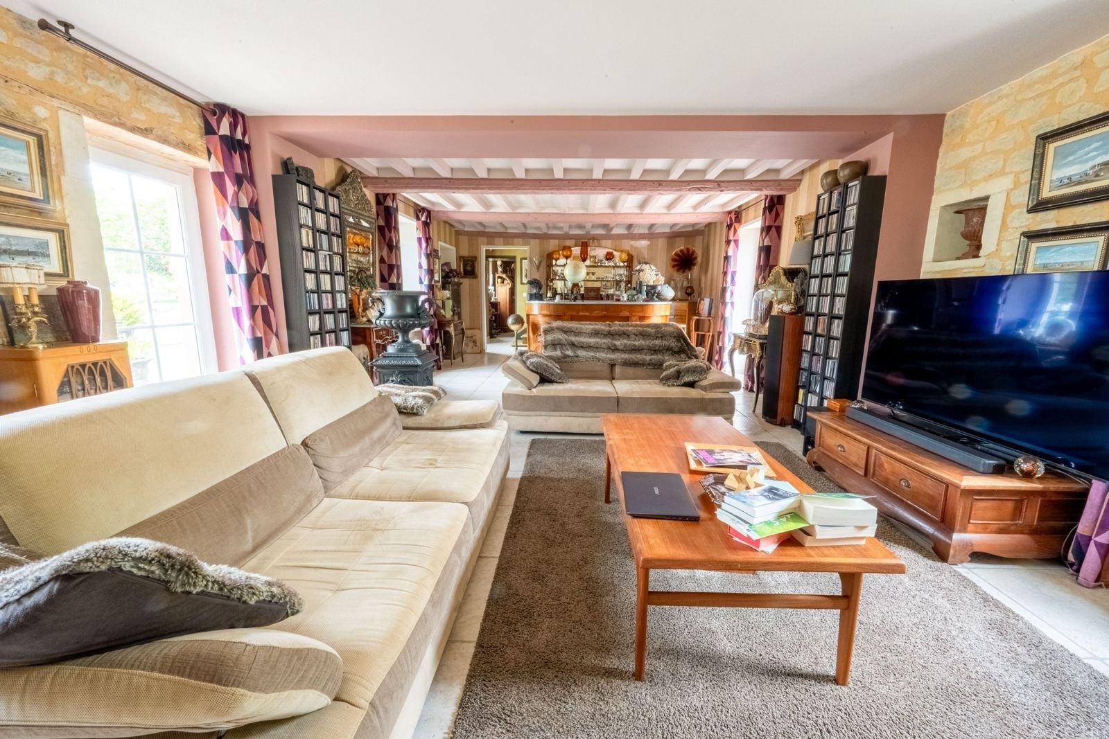 maison 8 Pièces en vente sur VAUX SUR SEULLES (14400)
