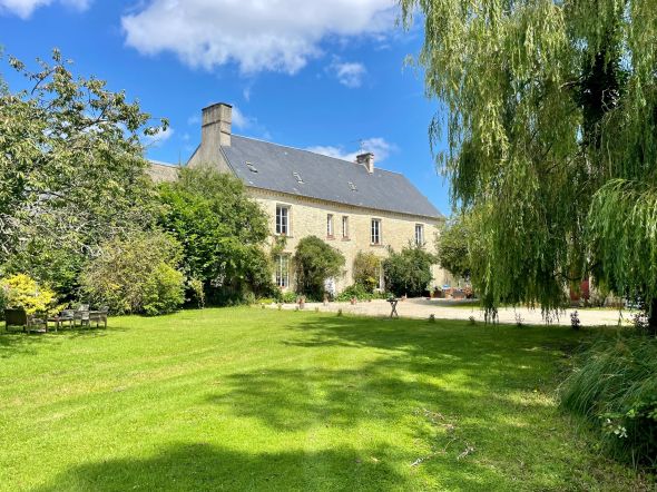 Sale Manor house Bayeux 12&nbsp;Rooms 450&nbsp;m²