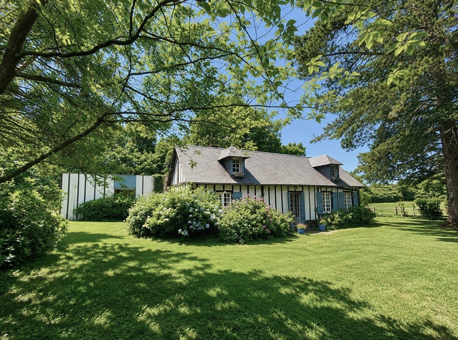 house 5 Rooms for sale on MOYAUX (14590)