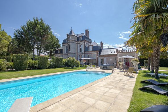 Vente Château La Ferrière-sur-Risle 15&nbsp;Pièces 476&nbsp;m²
