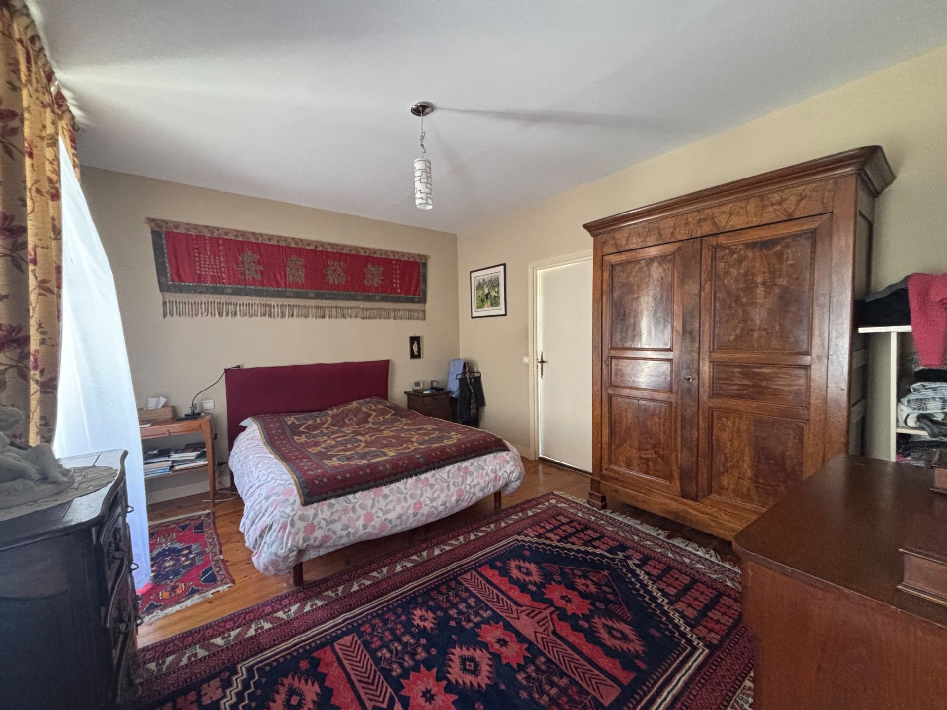 house 11 Rooms for sale on BAYEUX (14400)