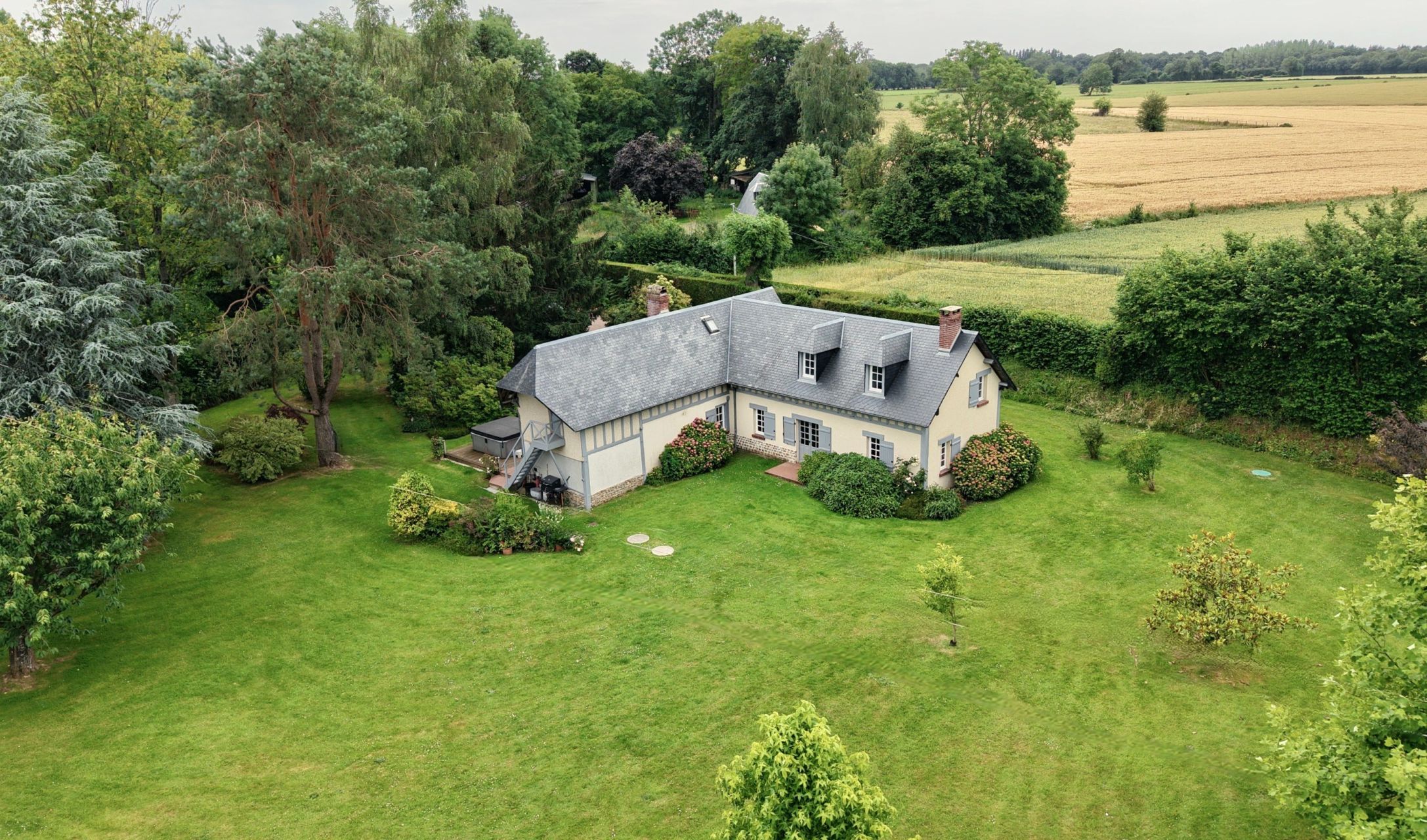 maison 8 Pièces en vente sur BAILLEUL LA VALLEE (27260)