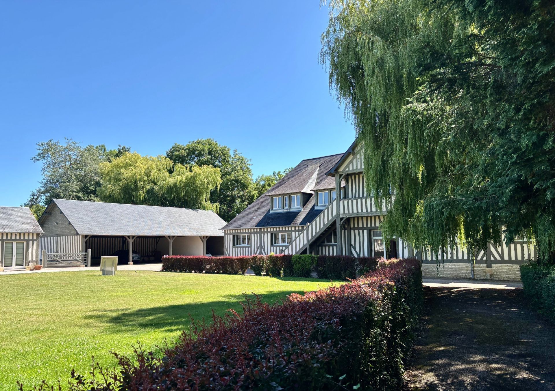propriété équestre 28 Pièces en vente sur VAUVILLE (14800)