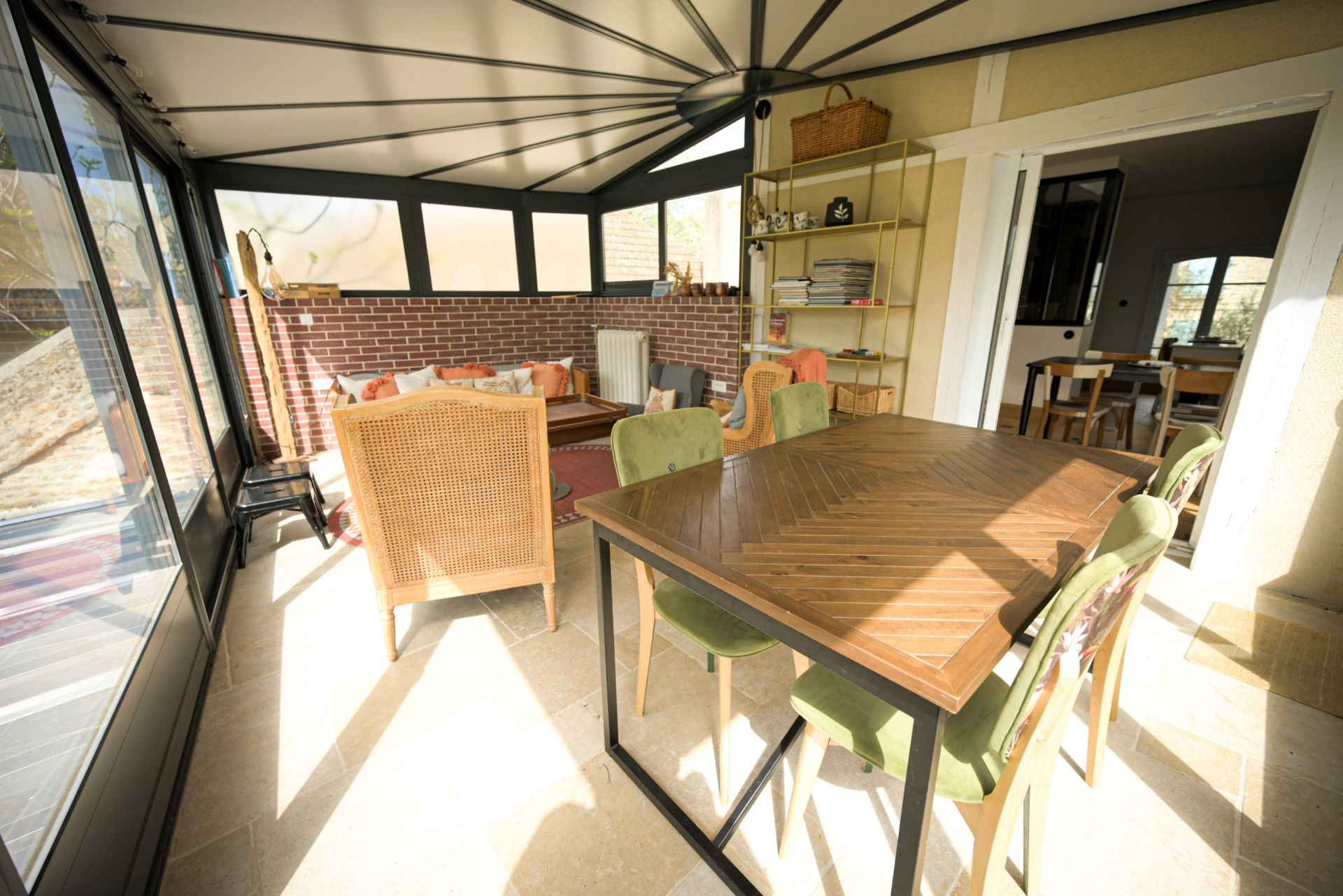 house 7 Rooms for sale on BERNIERES SUR MER (14990)