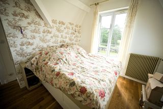 house 7 Rooms for sale on BERNIERES SUR MER (14990)