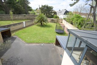 house 7 Rooms for sale on BERNIERES SUR MER (14990)