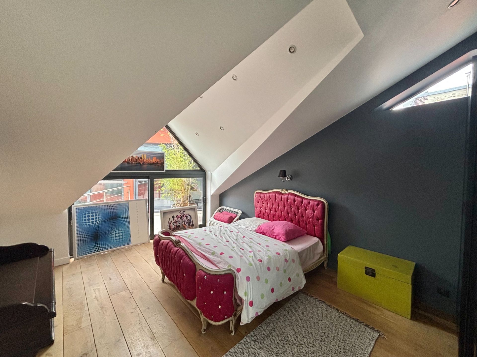 house 7 Rooms for sale on DEAUVILLE (14800)