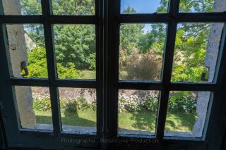 house 8 Rooms for sale on VIERVILLE SUR MER (14710)