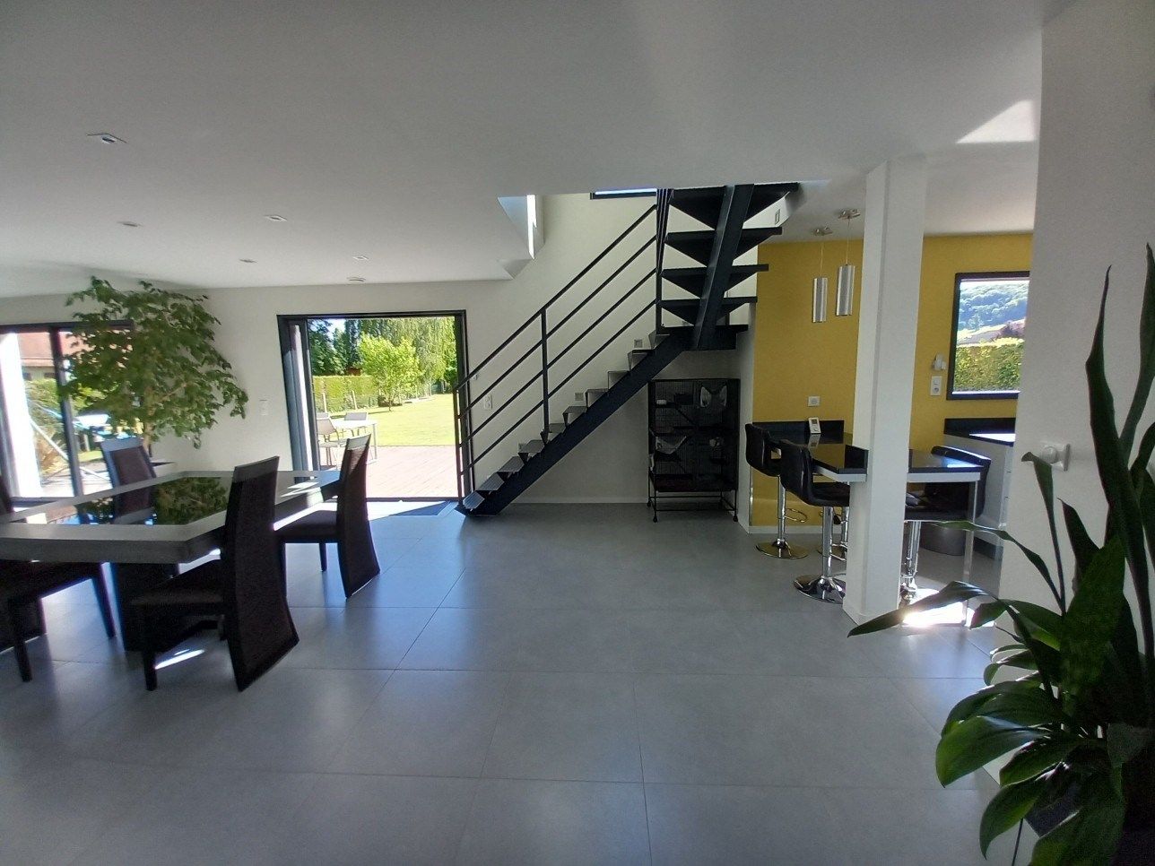 house 6 Rooms for sale on ELBEUF SUR ANDELLE (76780)