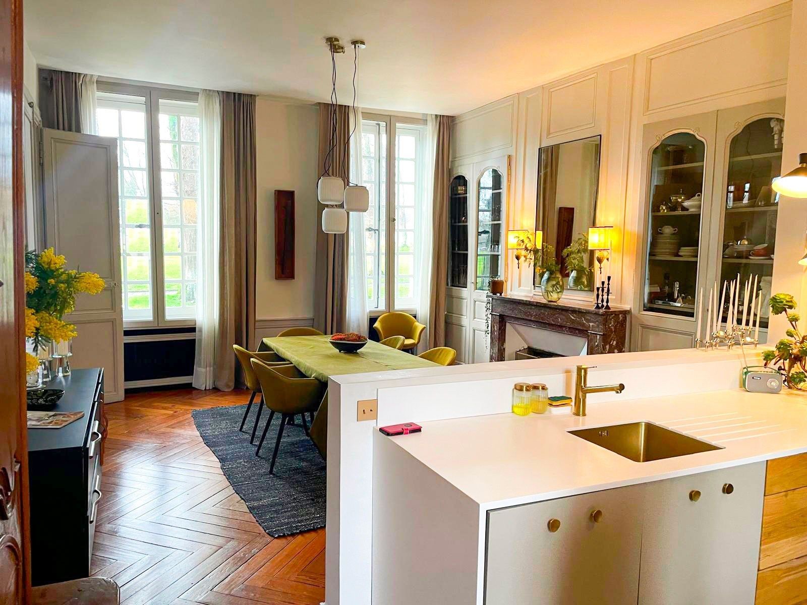 mansion (hôtel particulier) 11 Rooms for sale on BAYEUX (14400)