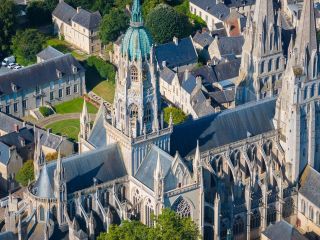 maison 12 Pièces en vente sur ST VIGOR LE GRAND (14400)