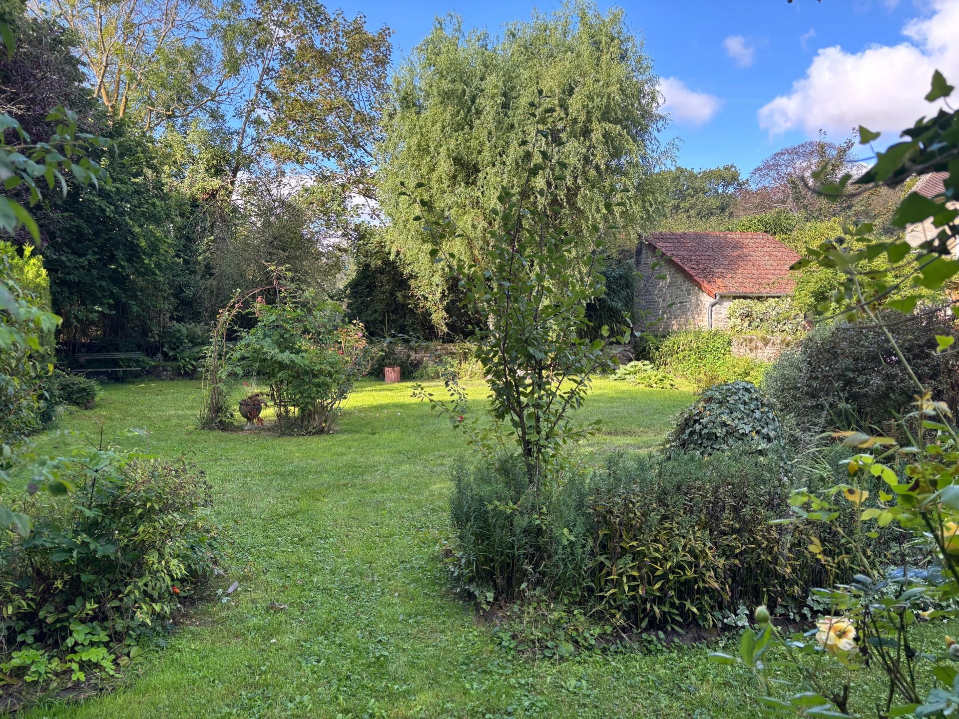 house 8 Rooms for sale on PONTS SUR SEULLES (14480)