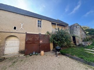 house 6 Rooms for sale on CREULLY SUR SEULLES (14480)