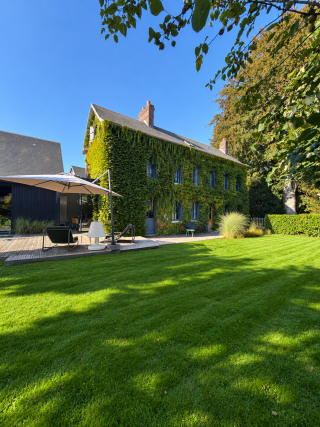 maison bourgeoise 7 Pièces en vente sur ST JEAN DU CARDONNAY (76150)