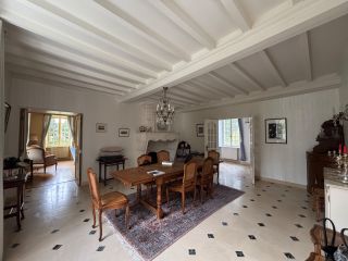 maison 9 Pièces en vente sur STE MARIE DU MONT (50480)
